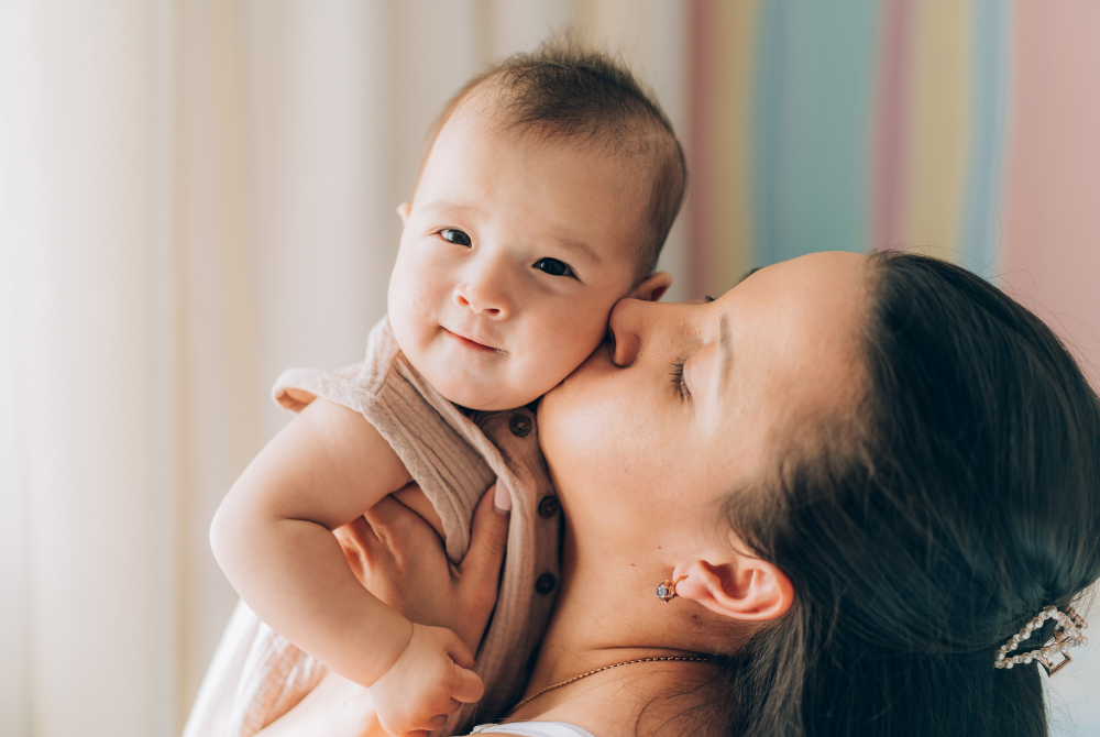IVF děti vs. děti počaté přirozeně: Liší se ve výchově a vývoji?